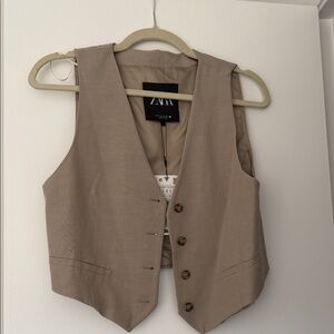 Zara Beige Buttoned Vest
